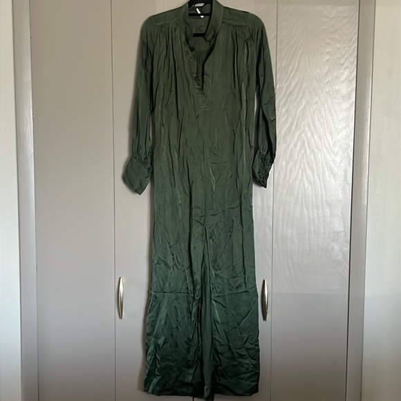 Young Fabulous & Broke Dresses & Skirts - Young Fabulous & Broke Green Maxi Dress